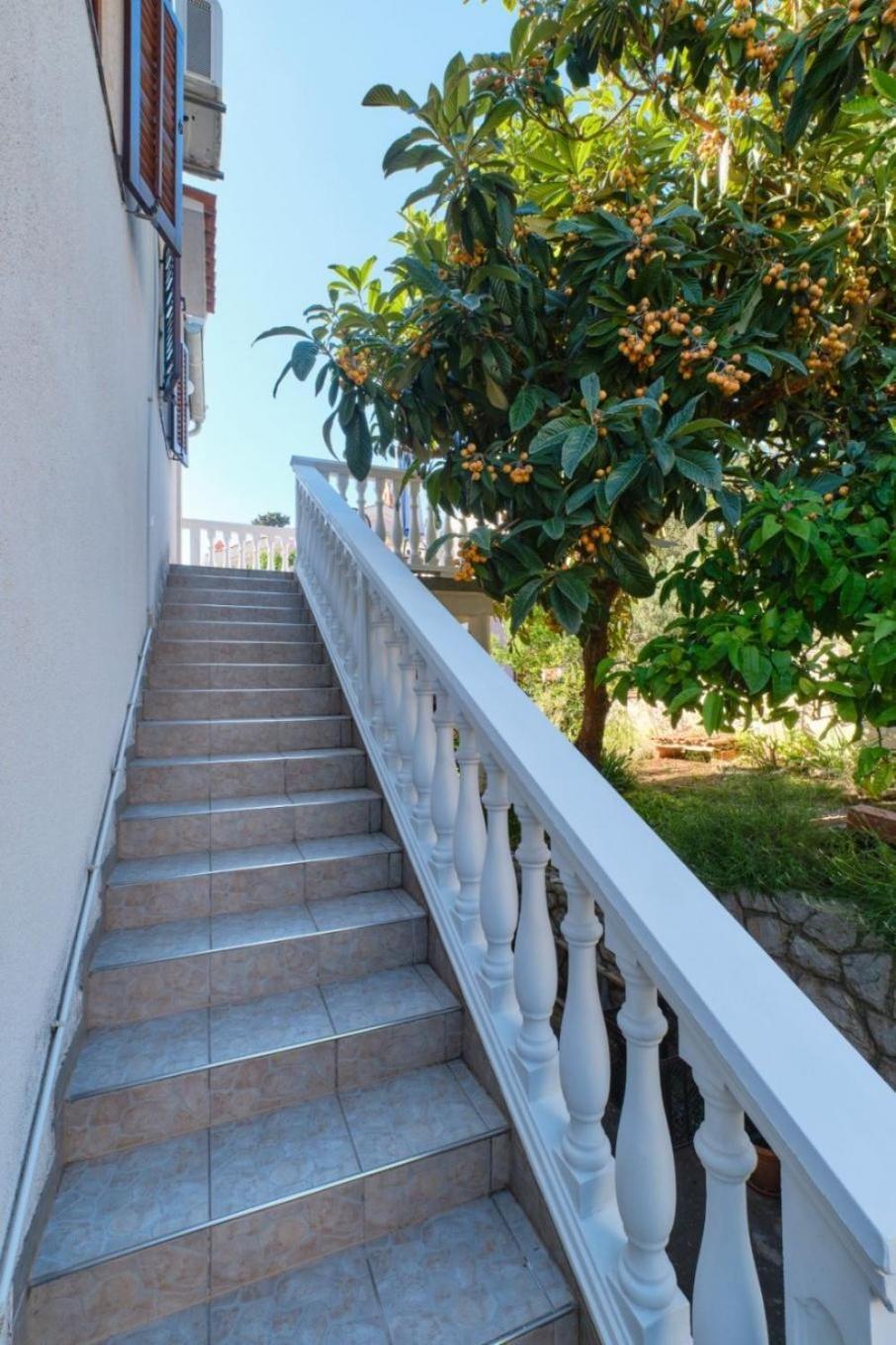 Apartment Luce Мали-Лошинь Экстерьер фото